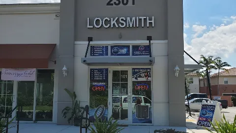 KW Locksmith Shop & Mobile Locksmith Services in Pembroke Pines