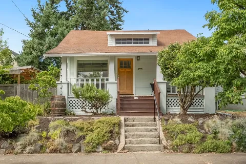 The painting crew pdx LLC