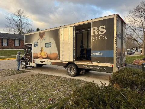 Leaders Moving & Storage Co. photo 1