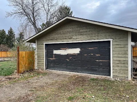 Bridger Garage Door LLC in Bozeman