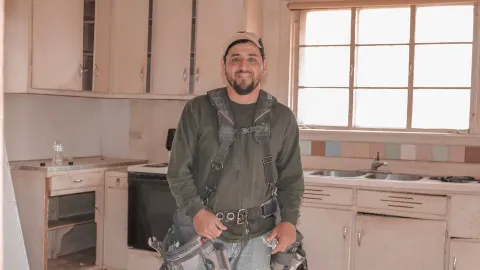 Handyman Lopez LLC in Sioux City