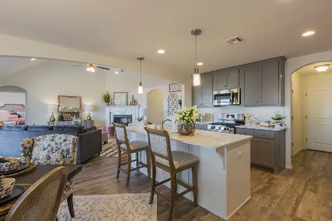 Shaw Homes photo 1