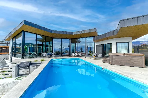 Stonewood Development Corp. in Kelowna