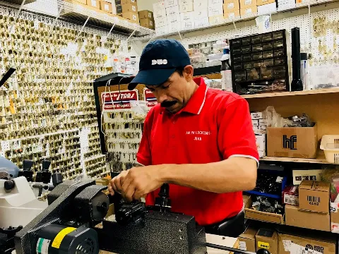 AM/PM Locksmith photo 1