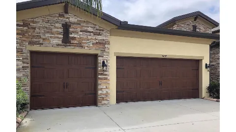 Local Garage Door Pros in Tampa
