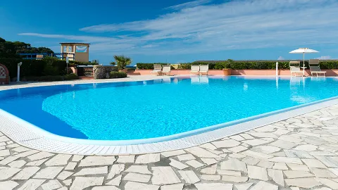 Superior Pool Service Inc photo 1