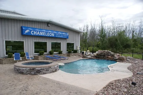 Chameleon Pools photo 1