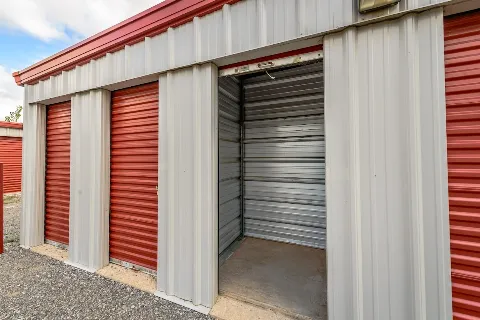 STORAGE GUYZ - Welland South photo 1