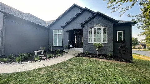 Custom Finish Painting, LLC in Kansas City