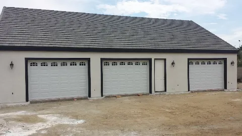 Roll-Em-Up Garage Doors photo 1