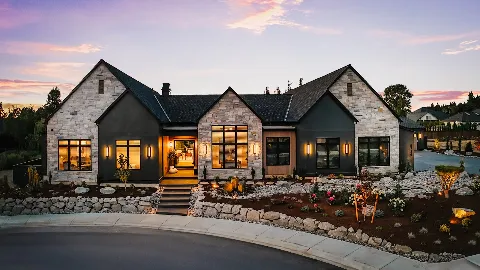Affinity Homes LLC in Vancouver