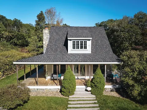 Henderson Roofing in Cranston