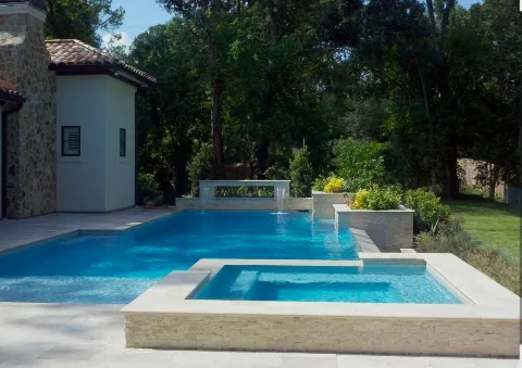 Parthas Custom Pools in Mansfield