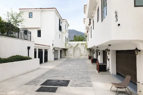 Padaro Homes in Pasadena