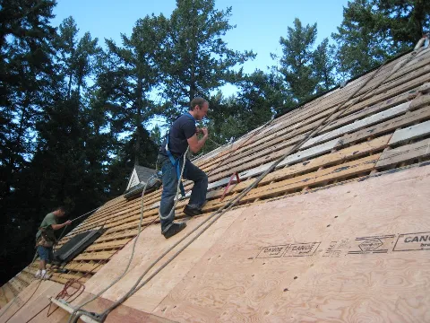 Shoreline Roofing & Exteriors photo 1