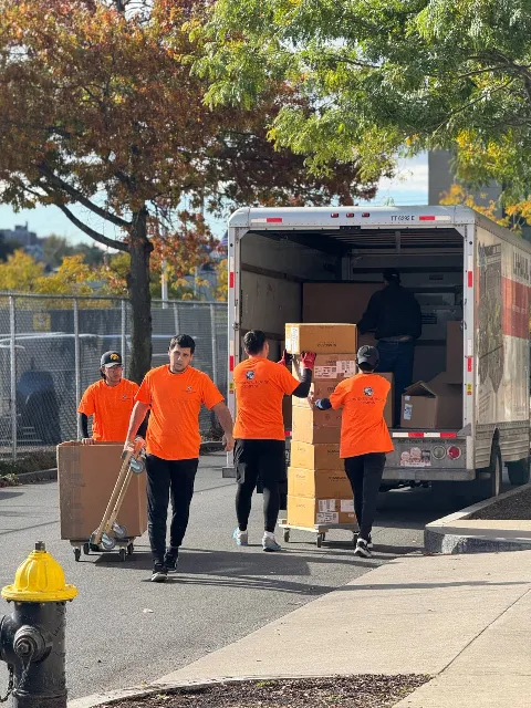 Continental Moving Company in Boston