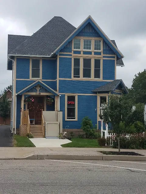 Sam Catania Painting in Erie