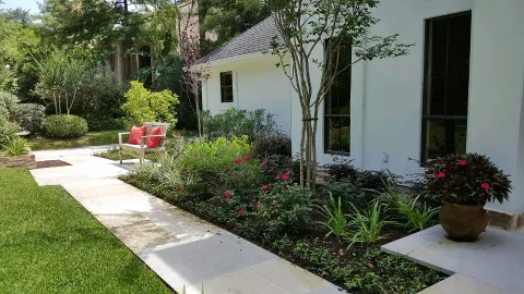 Natural Wonders Landscaping photo 1