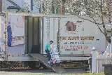 Golden Glove Movers