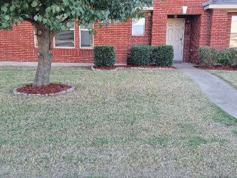 Bradford's Landscaping LLC in Cedar Hill
