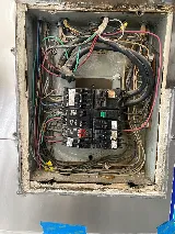 The electric plug photo 3