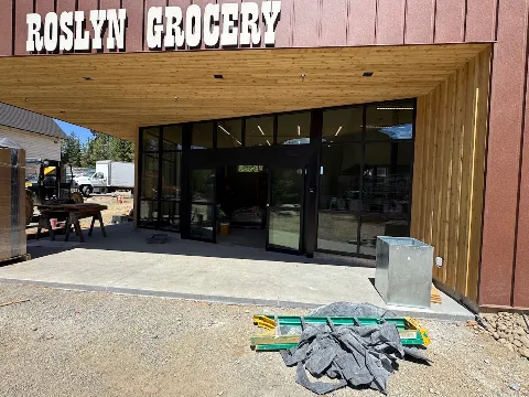 Precision Glass & Hardware in Yakima