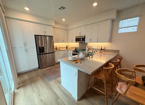Aspan Square Homes in Azusa
