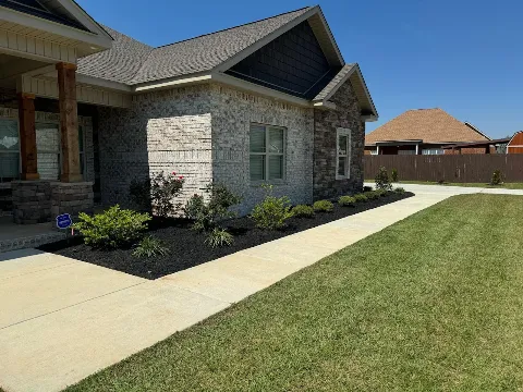Miguel Landscaping photo 1