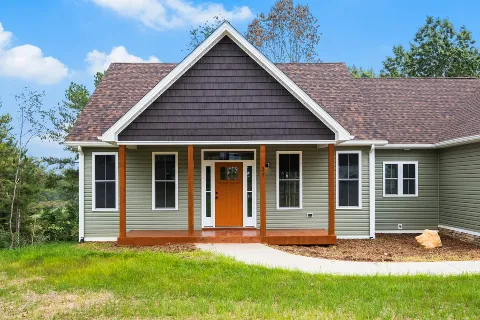 A & Co 2002, LLC in Staunton
