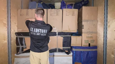 Gladstone Moving photo 1