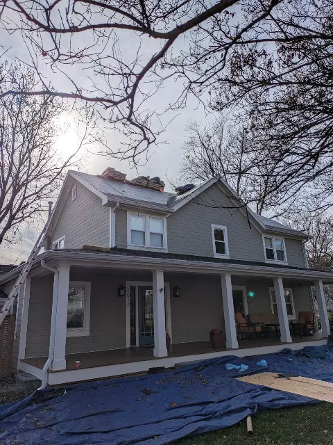 Pond Roofing & Exteriors in Alexandria