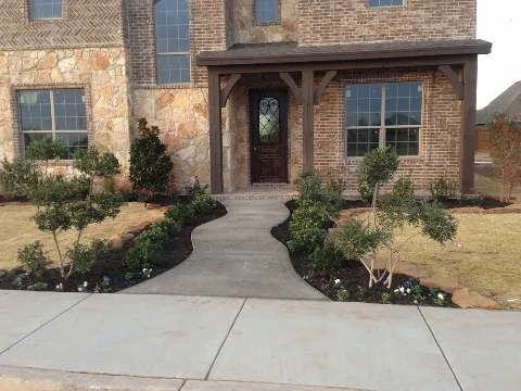 Paradise Lawn & Landscape photo 1