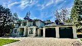 Dupont Custom Homes