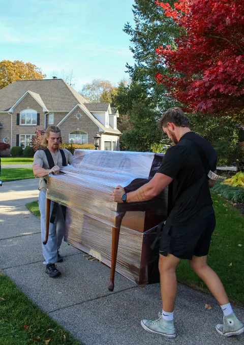 Modern Moving photo 1