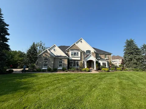 Buffalo's Best Roofing Company LLC in Buffalo