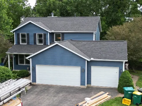 Huskie Exteriors Inc photo 1