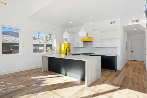 Icon Construction & Design photo 1