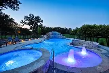 Platinum Pool photo 5