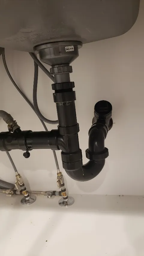 Family Man Plumbing And Drain in Kelowna