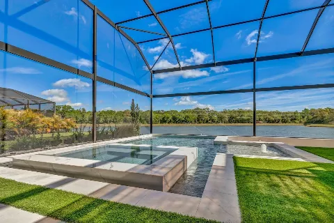 Larsen's Pool & Spa photo 1