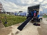 Blue Men Moving photo 4