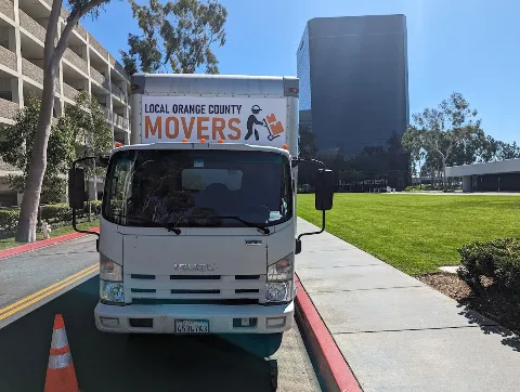 Local Orange County Movers in Costa Mesa