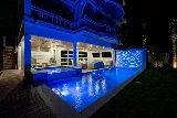 Coastal Poolscapes