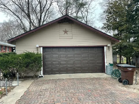 Garage Doors Of Lincoln photo 1