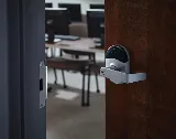 Beacon Commercial Door and Lock