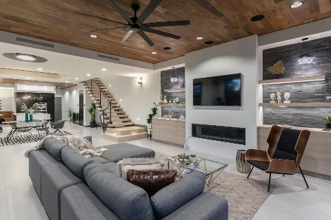 Cefalia Development in Costa Mesa