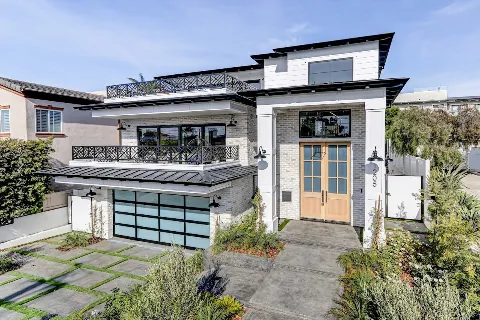 Dori Custom Homes in Torrance