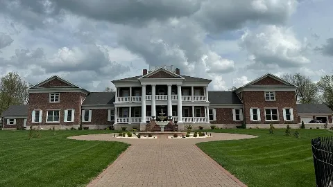 Swifts Roofing in Springfield