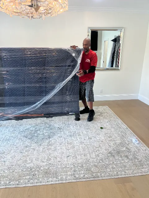 Woody & Sons Moving photo 1