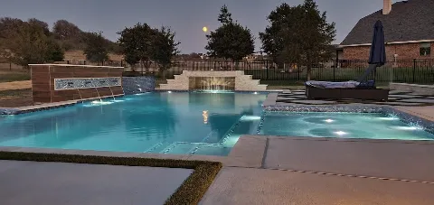 Blue Diamond Pools in Mansfield